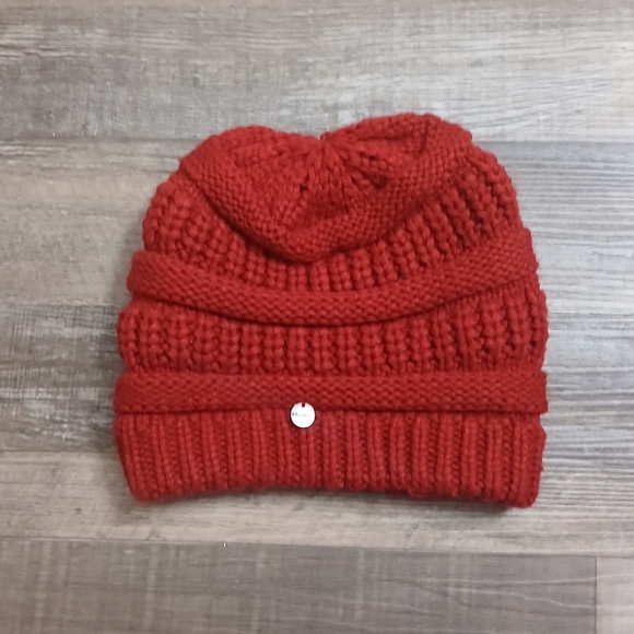 Modena Accessories - MODENA Red‎ Cable Knit Beanie